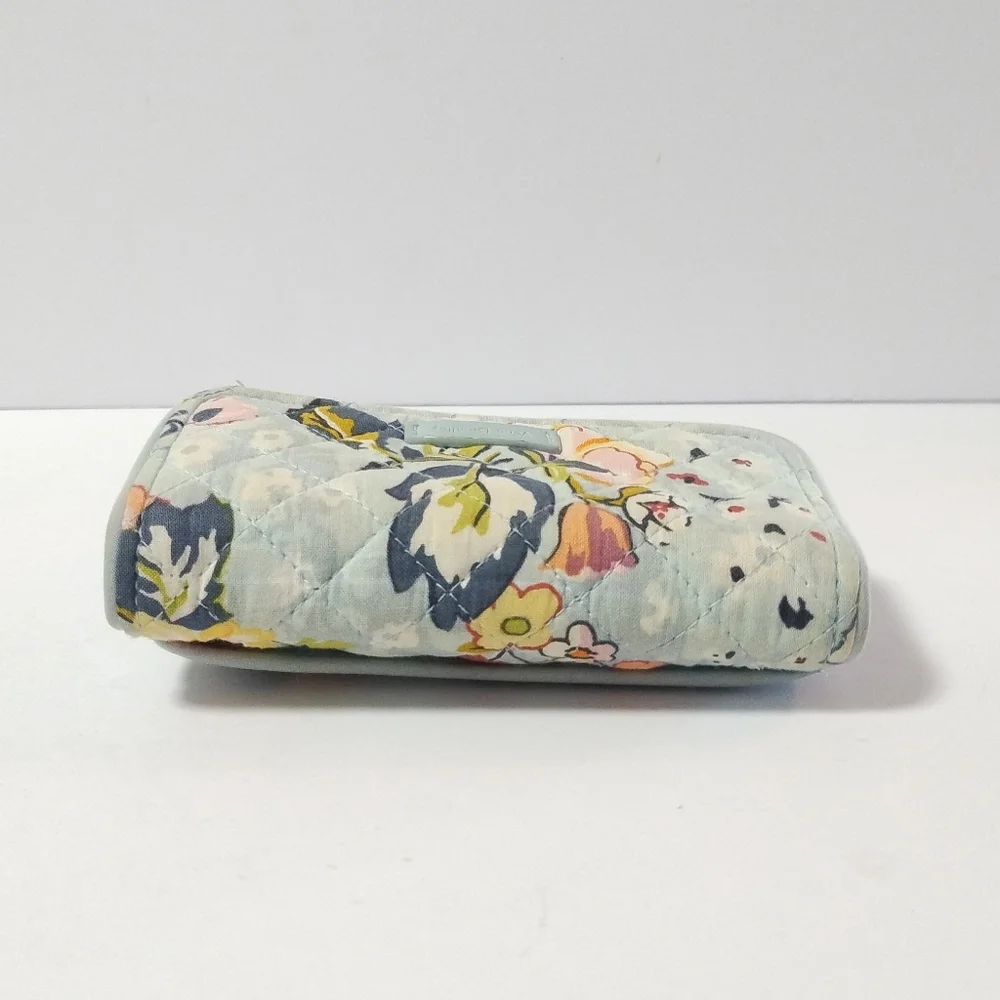 Vera Bradley wallet Light Blue Floral - Picture 6 of 9